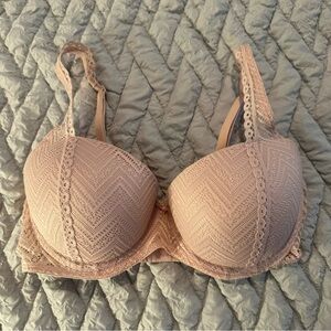 Fruit of the Loom Lace Bra – 36C – NWOT